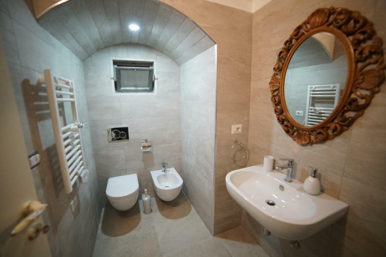 Ui Momm Hotel Матера Екстериор снимка